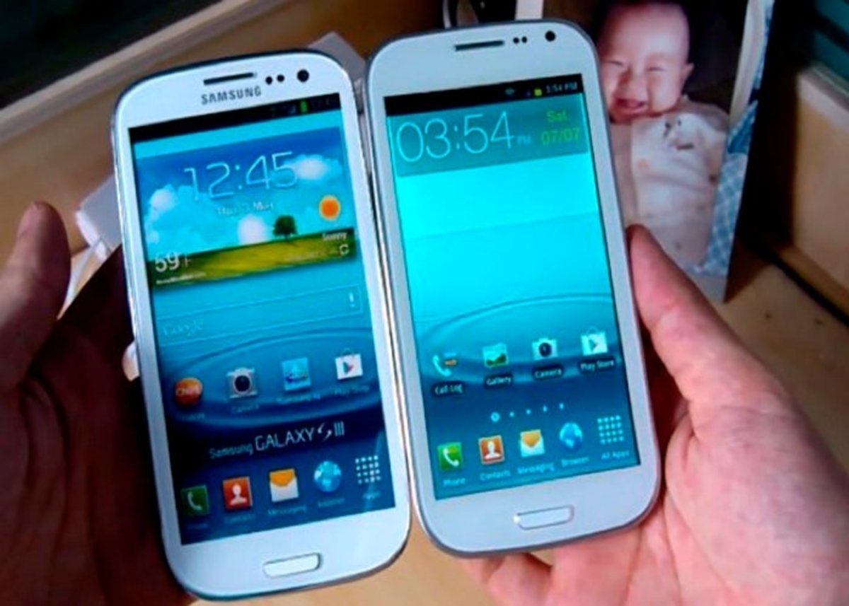 Какой самсунг а53. Samsung Galaxy s3 китайский. Китайский самсунг галакси с3. Samsung Galaxy s4 китайский. Самсунг галакси с 3 оригинал.