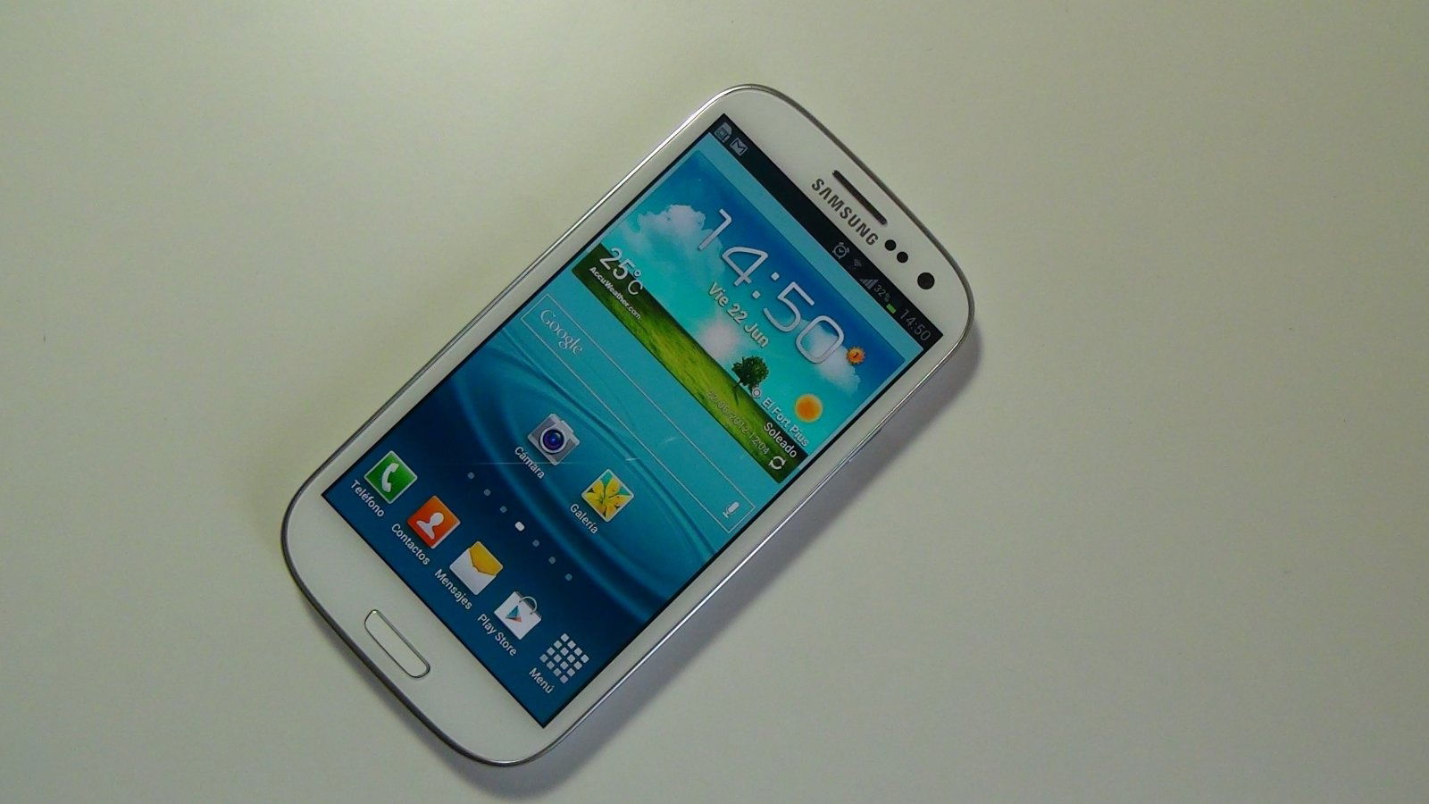 Vista frontal del Samsung Galaxy S III MIni