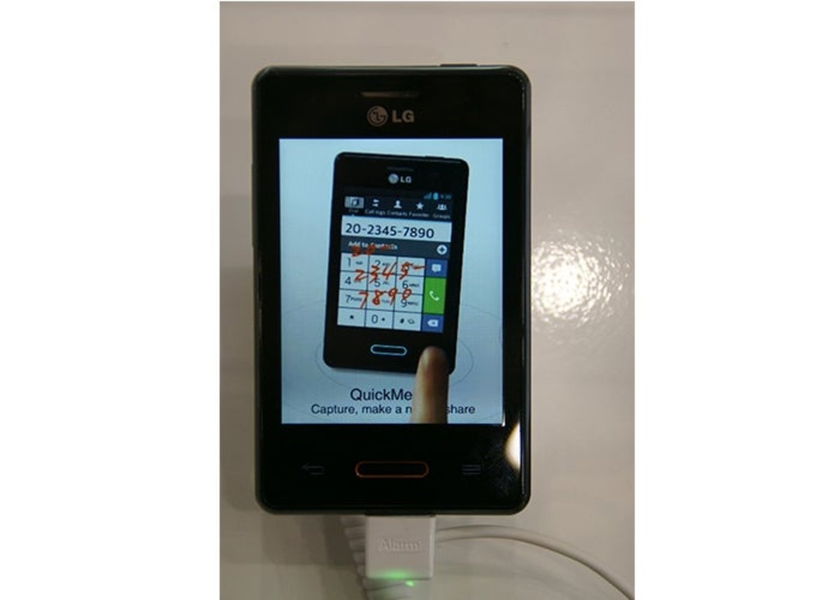 MWC 2013 | LG L3 II, el pequeño de la familia aparece en escena