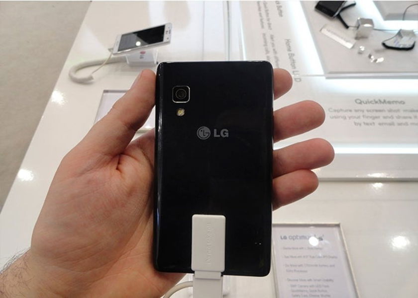 MWC 2013 | LG L5 II, el mediano de una nueva familia algo saturada
