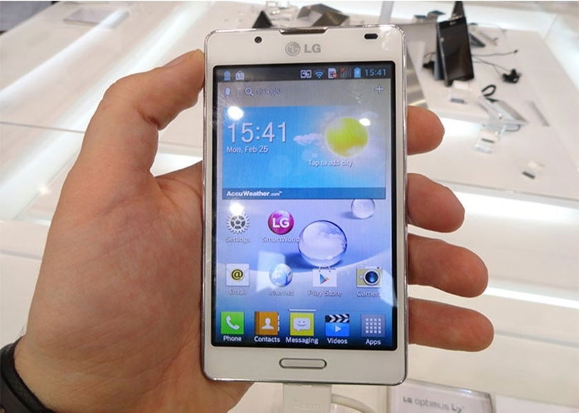 MWC 2013 | LG sigue apostando por la gama media, presenta el LG L7 II