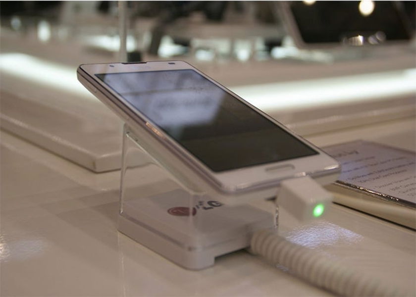 MWC 2013 | LG sigue apostando por la gama media, presenta el LG L7 II