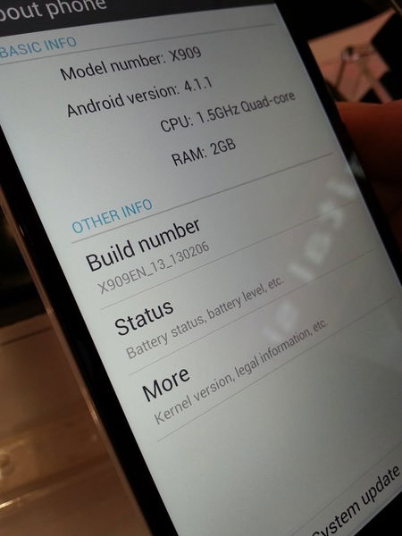 MWC 2013 | El Oppo Find 5 posa ante nuestra cámara en el MWC de Barcelona