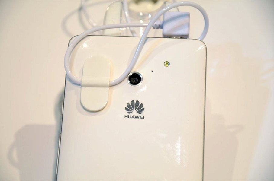 Huawei Ascend D2 detalle de cámara