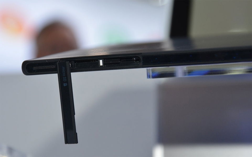 MWC 2013 | Probamos la Sony Xperia Tablet Z y la analizamos en vídeo