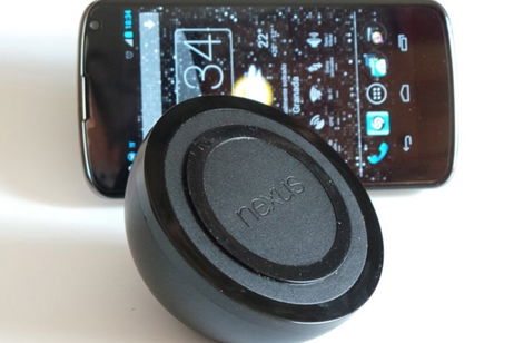 Analizamos el cargador inalámbrico del Google Nexus 4 Analizamos el cargador inalámbrico del Google Nexus 4