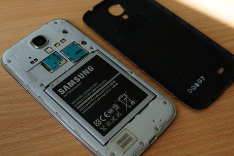 ¿Es mejor el smartphone con batería extraíble o chasis unibody? ¿Es mejor el smartphone con batería extraíble o chasis unibody?