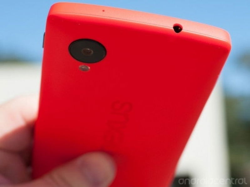 Vídeo unboxing del Google Nexus 5 rojo brillante