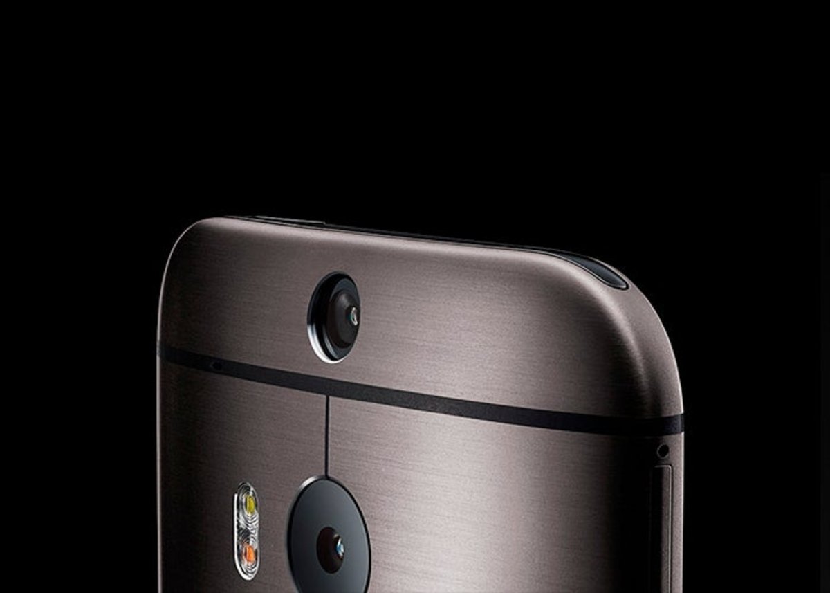 Detalle de la cámara del HTC One M8