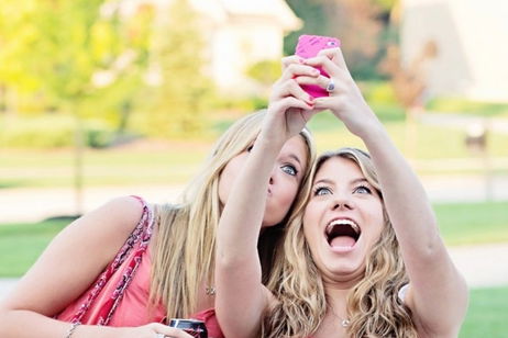 La revolución llega a Snapchat: actualización con chat y envío de vídeos La revolución llega a Snapchat: actualización con chat y envío de vídeos