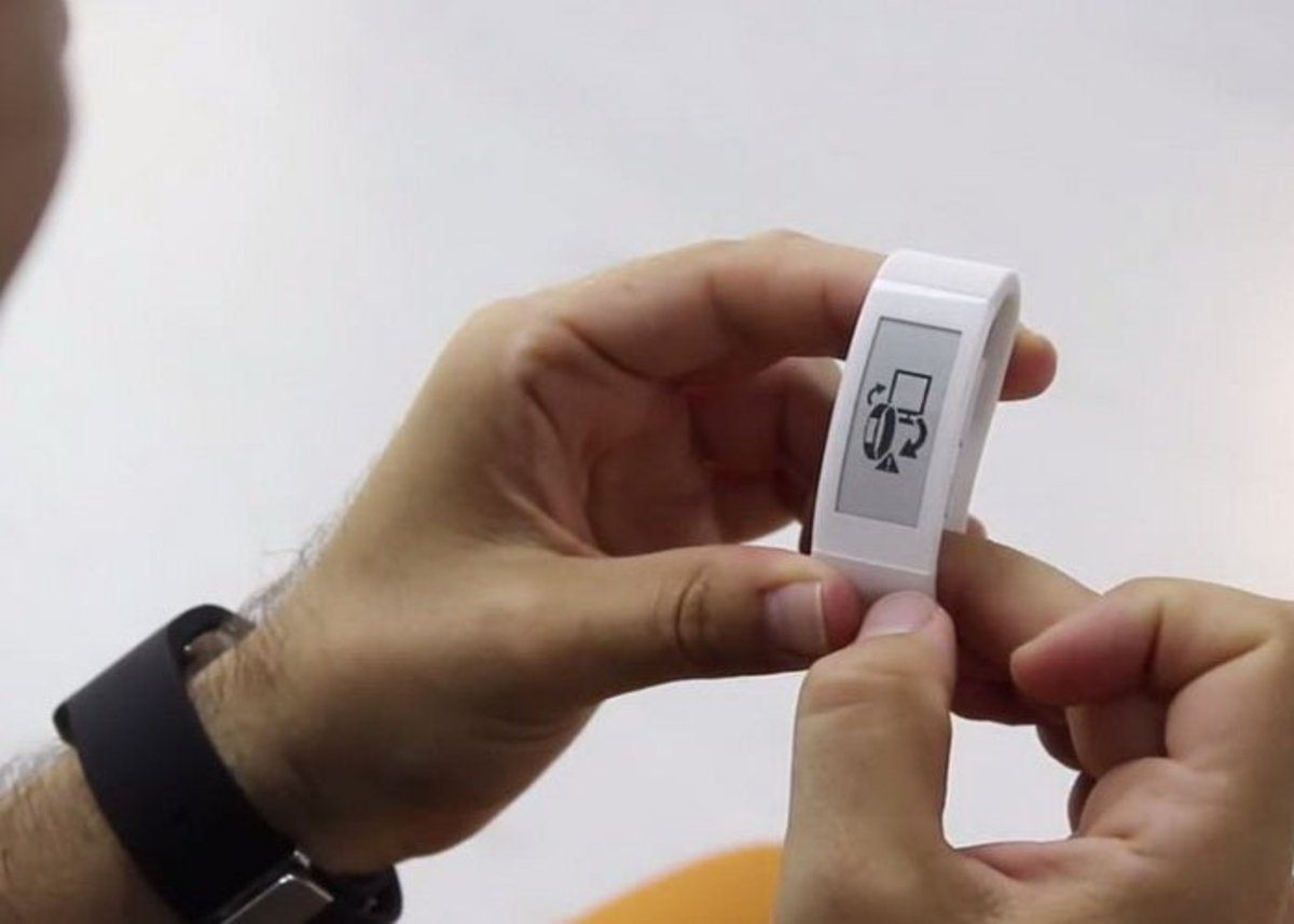Primeras impresiones de Sony Smartwatch 3 y Smartband Talk