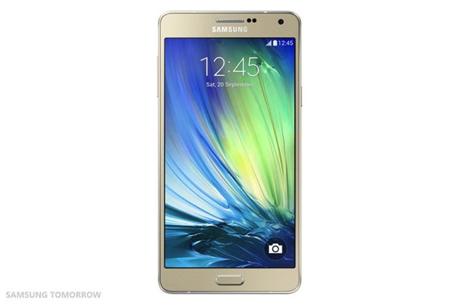 Samsung Galaxy A7 en color dorado, de frente