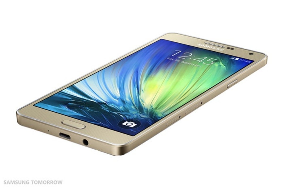 Samsung Galaxy A7 en color dorado