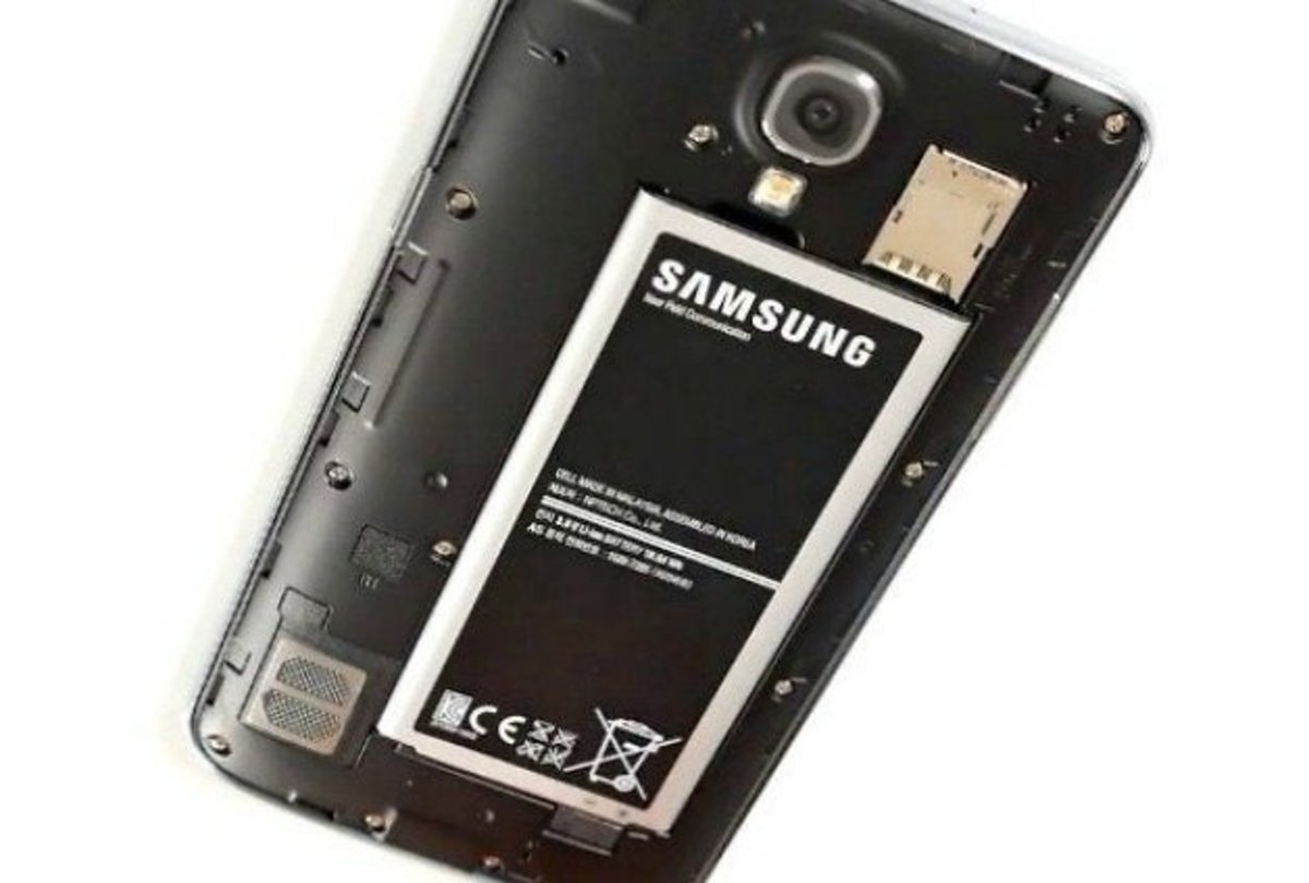 Samsung-Round-Battery-w628