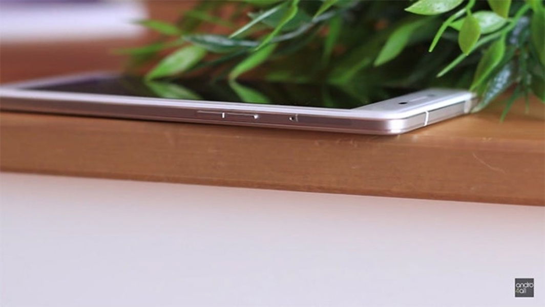 Oppo R7 en análisis, un smartphone compacto, de metal, y con buenas especificaciones