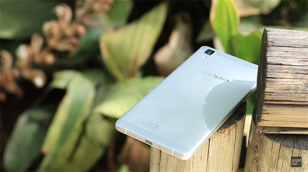 Oppo R7 en análisis, un smartphone compacto, de metal, y con buenas especificaciones