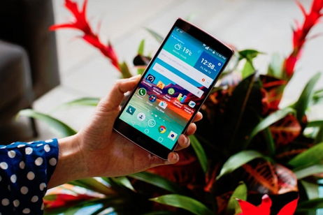 Todo listo para comenzar la producción en masa de los paneles flexibles de LG Todo listo para comenzar la producción en masa de los paneles flexibles de LG