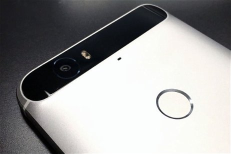 La franja de cristal que cubre la cámara del Nexus 6P, ¿se agrieta espontáneamente?