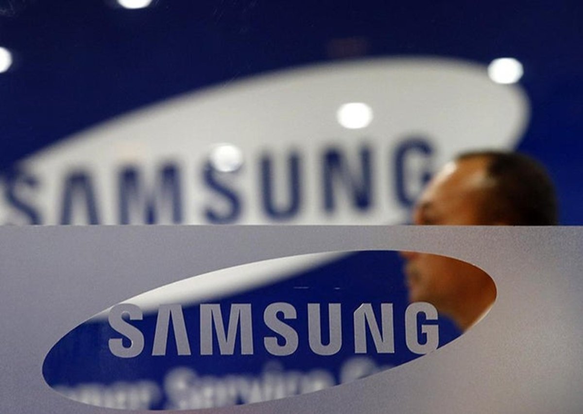 Samsung logo denuncia