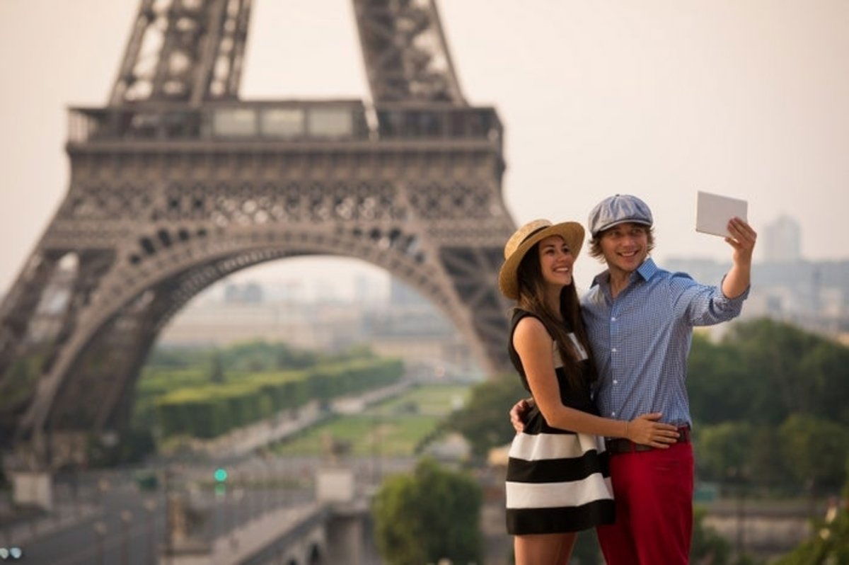 Imagen de pareja en paris