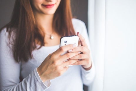 Lo sentimos Movistar, nadie va a comprar móviles obsoletos en tu Zona Outlet Lo sentimos Movistar, nadie va a comprar móviles obsoletos en tu Zona Outlet