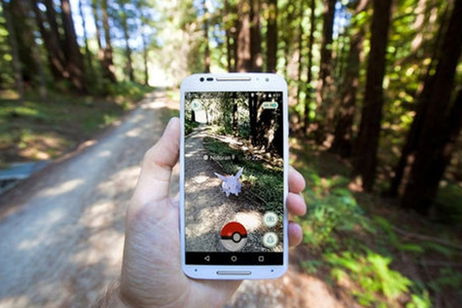 PokeFit te dice los megas, la batería y las calorías que gastas al jugar a Pokémon GO PokeFit te dice los megas, la batería y las calorías que gastas al jugar a Pokémon GO