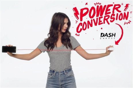 La Dash Charge de OnePlus explicada por la supermodelo Emily Ratajkowski