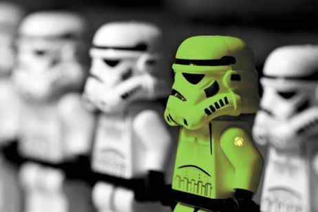 ¡Personaliza tu móvil con estos fondos y tonos para celebrar el Día de Star Wars! ¡Personaliza tu móvil con estos fondos y tonos para celebrar el Día de Star Wars!