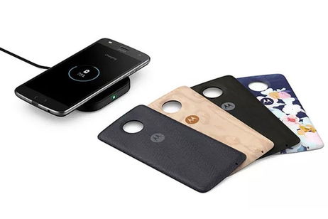 Así son los geniales Moto Mods que llegan junto al Moto Z2 Play Así son los geniales Moto Mods que llegan junto al Moto Z2 Play