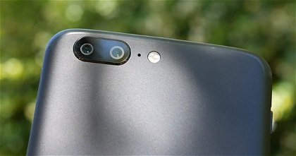 El próximo móvil de Xiaomi tendría un aspecto calcado al OnePlus 5 según esta imagen