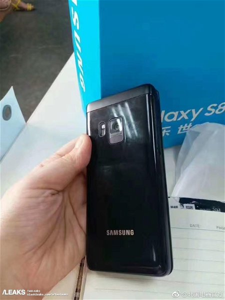 Filtrado al completo el nuevo móvil "de tapa" de Samsung
