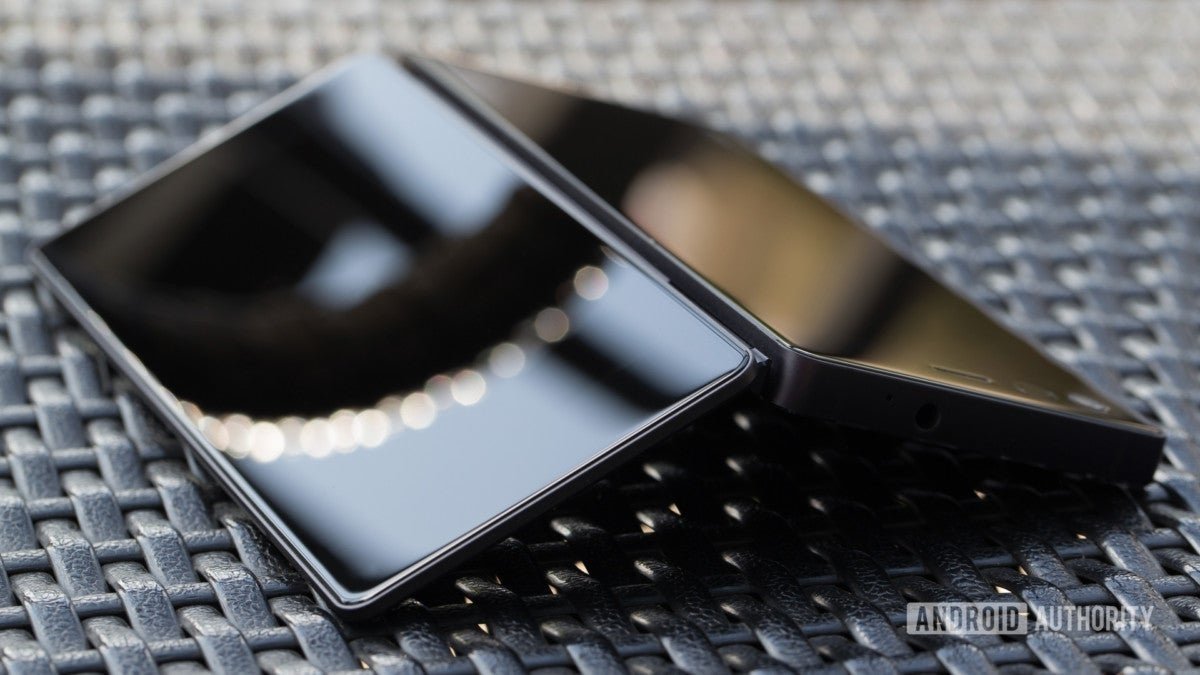 Huawei también quiere su teléfono plegable, y lo quiere antes que Samsung