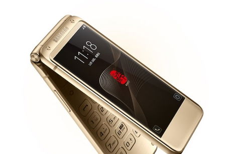 Así es el Samsung W2018, un teléfono 'de tapa' tan potente como el Galaxy Note8 Así es el Samsung W2018, un teléfono 'de tapa' tan potente como el Galaxy Note8