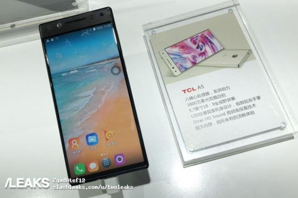 China Mobile muestra en una conferencia al futuro Alcatel 5 y su frontal "todo pantalla"