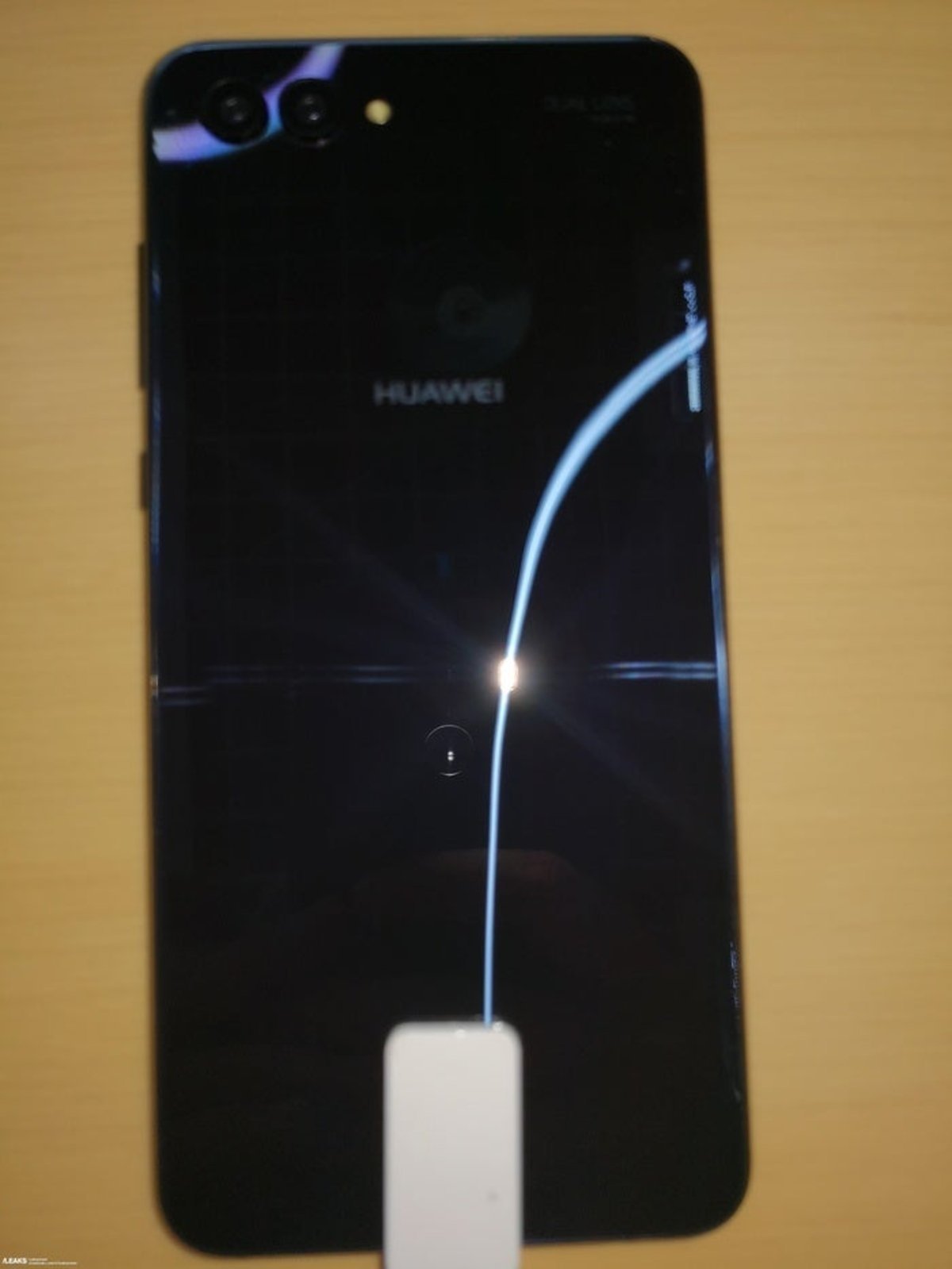 Huawei Nova 2S trasera