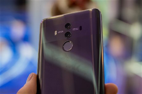El supuesto Huawei Mate 20 se filtra en imágenes reales: sin notch y con cámara triple