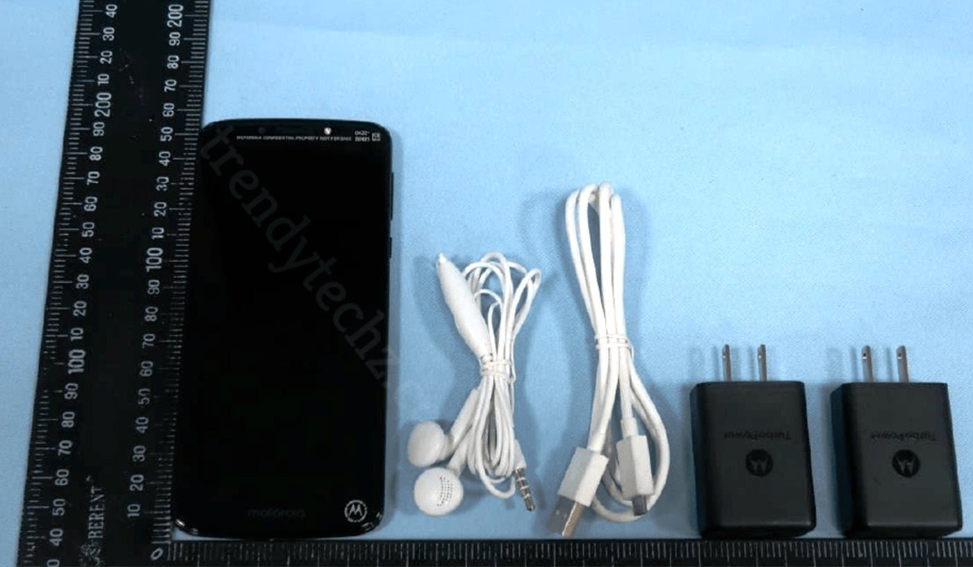 Motorola Moto G6 Play - accesorios