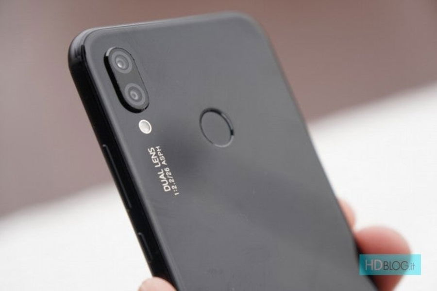 Huawei P20 Lite, primer 'unboxing' y primeras impresiones en vídeo