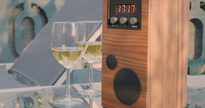 El altavoz con Google Assistant que todo amante de lo vintage querría para su casa El altavoz con Google Assistant que todo amante de lo vintage querría para su casa
