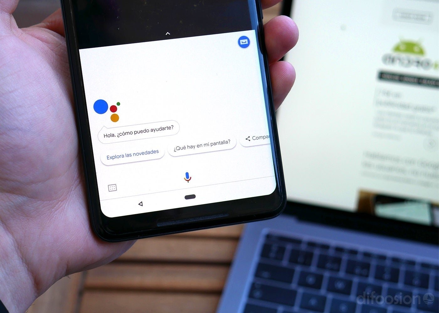 Google Assistant en un móvil Android