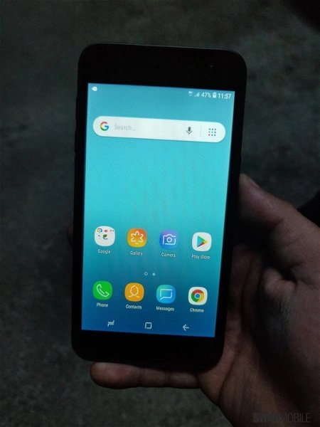 El primer smartphone Android Go de Samsung no tendrá Android puro, según fotos filtradas