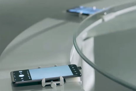 La prueba de resistencia a un smartphone más extraña que verás hoy es obra de Vivo La prueba de resistencia a un smartphone más extraña que verás hoy es obra de Vivo