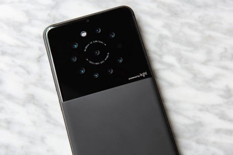 Light y el ataque de las cámaras, ¿un prototipo con 9 sensores fotográficos? Light y el ataque de las cámaras, ¿un prototipo con 9 sensores fotográficos?