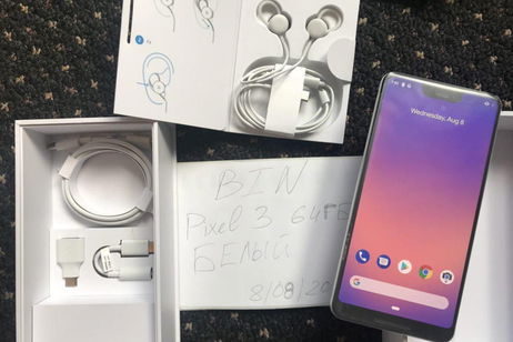 El Google Pixel 3 XL posa para la cámara en su primer unboxing y desvela sus detalles El Google Pixel 3 XL posa para la cámara en su primer unboxing y desvela sus detalles