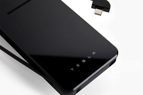 Tesla lanza una powerbank para smartphones con carga inalámbrica