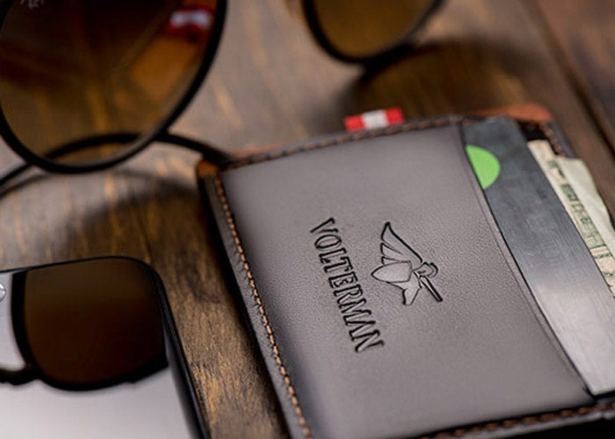 Volterman, la cartera con GPS, WiFi y carga inalámbrica que se conecta a tu smartphone