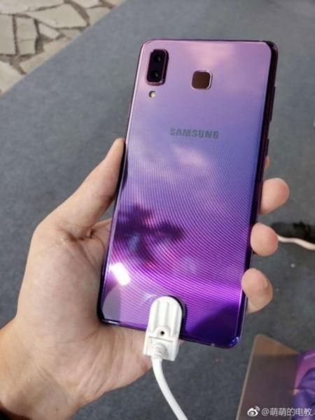 Huawei ya marca tendencias y el Samsung Galaxy A9 Star llegará a China con un bonito degradado