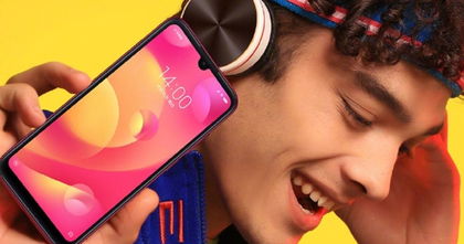 El Xiaomi Play muestra su diseño al completo en unas imágenes promocionales El Xiaomi Play muestra su diseño al completo en unas imágenes promocionales