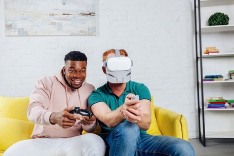 Lanzan una máscara de realidad virtual capaz de reproducir olores de todo tipo Lanzan una máscara de realidad virtual capaz de reproducir olores de todo tipo