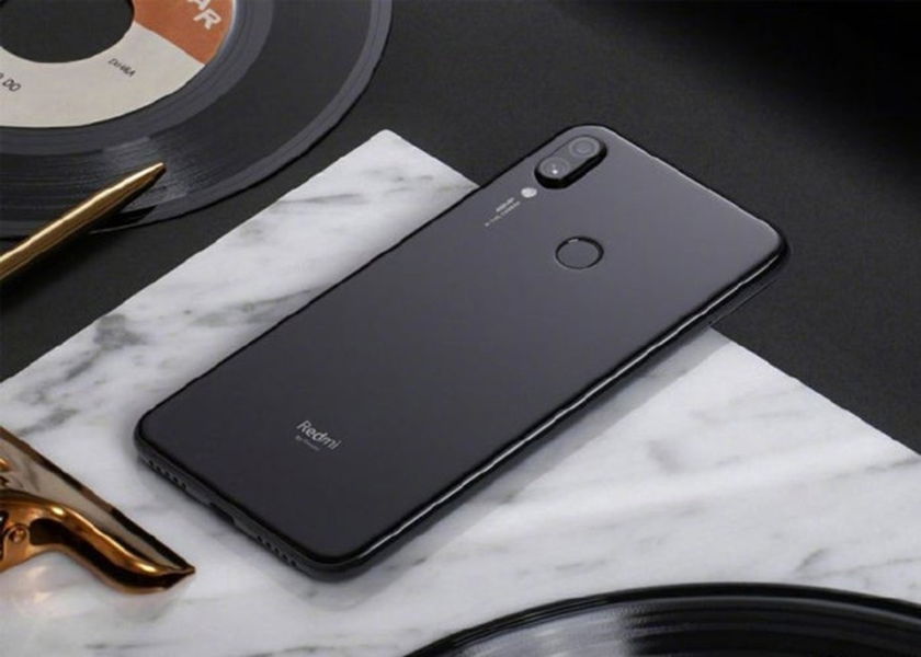 El CEO de Xiaomi muestra el diseño del nuevo Redmi con cámara de 48 megapíxeles